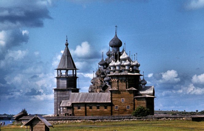 2304229439_a6bf2d19c2_b